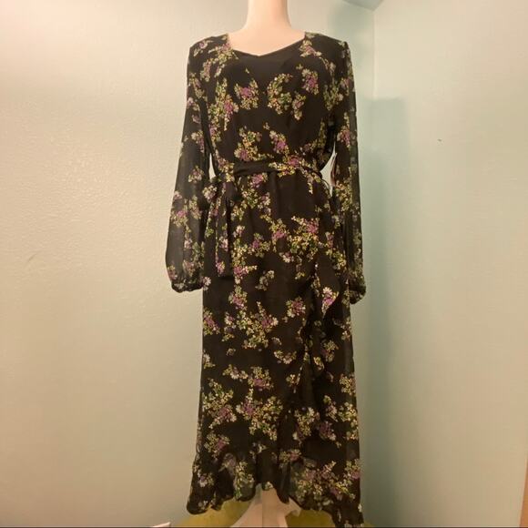 Q & A Dresses & Skirts - Q&A Los Angeles "Glitz & Glam Black Floral Midi